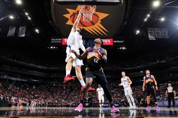 Ivica Zubac of the LA Clippers shoots the ball during the game against the Phoenix Suns during Game 2 of the Western Conference Finals of the 2021...