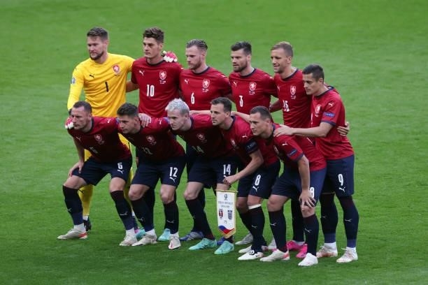 The Czech team pose for a team photo during the UEFA Euro 2020 Championship Group D match between Czech Republic and England at Wembley Stadium on...