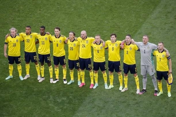 Sweden's players line up before the UEFA EURO 2020 Group E football match between Sweden and Poland at Saint Petersburg Stadium in Saint Petersburg...