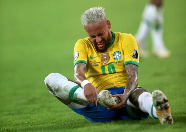 Neymar Jr of Brazil reacts during the match between Brazil and Colombia as part of Conmebol Copa America Brazil 2021 at Estadio Olímpico Nilton...
