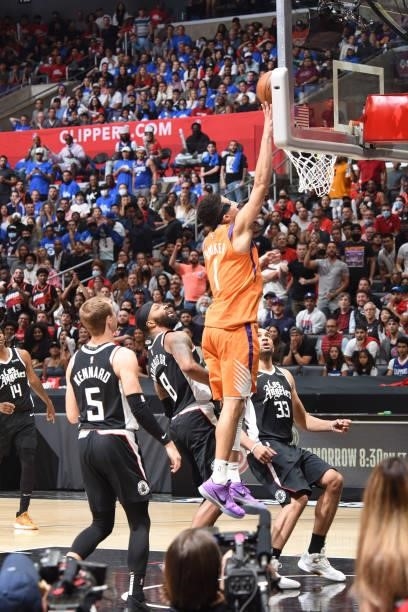 Devin Booker of the Phoenix Suns shoots the ball against the LA Clippers during Game 3 of the Western Conference Finals of the 2021 NBA Playoffs on...