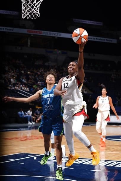 Chelsea Gray of the Las Vegas Aces shoots the ball against the Minnesota Lynx on June 25, 2021 at Target Center in Minneapolis, Minnesota. NOTE TO...