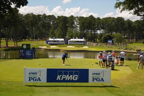 Lizette Salas hits her tee shot on the 17th hole during the third round for the 2021 KPMG Women's Championship at the Atlanta Athletic Club on June...