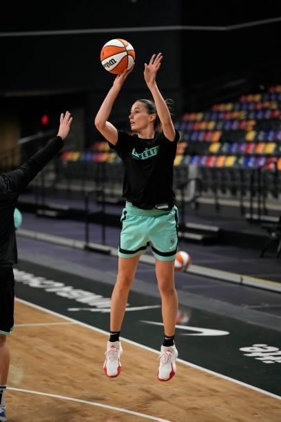 Rebecca Allen of the New York Liberty warms up before the game against the Atlanta Dream on June 26, 2021 at Gateway Center Arena in College Park,...