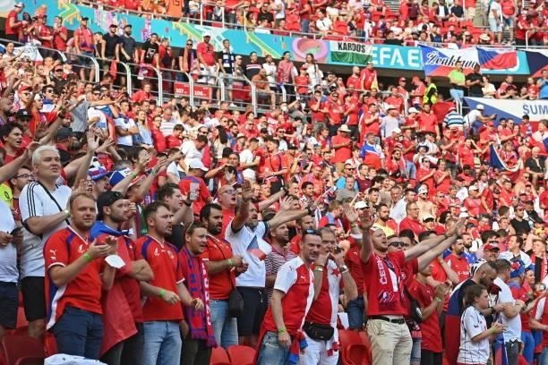 Czech Republic supporters cheer before the UEFA EURO 2020 round of 16 football match between the Netherlands and the Czech Republic at Puskas Arena...