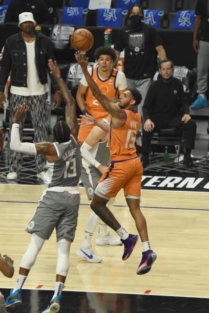 Cameron Payne of the Phoenix Suns shoots the ball against the LA Clippers during Game 4 of the Western Conference Finals of the 2021 NBA Playoffs on...
