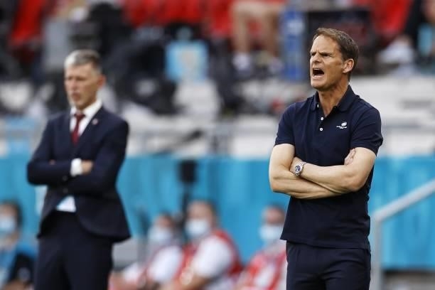 Czech Republic coach Jaroslav Silhavy, Holland coach Frank de Boer during the UEFA EURO 2020 game between the Netherlands and the Czech Republic at...