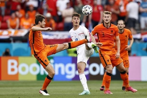 Marten de Roon of Holland, Patrik Schick of Czech Republic, Matthijs de Ligt of Holland, Daley Blind of Holland during the UEFA EURO 2020 game...