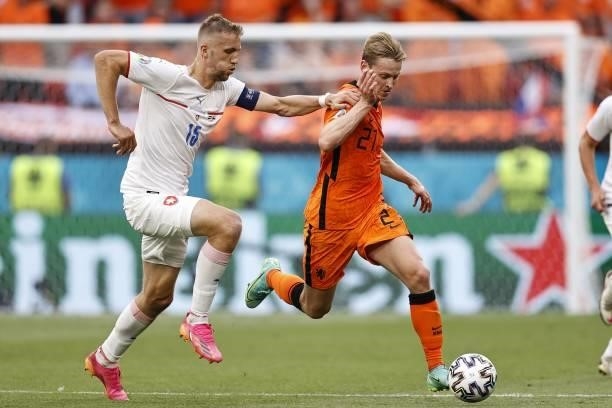 Tomas Soucek of Czech Republic, Frenkie de Jong of Holland during the UEFA EURO 2020 game between the Netherlands and the Czech Republic at the...