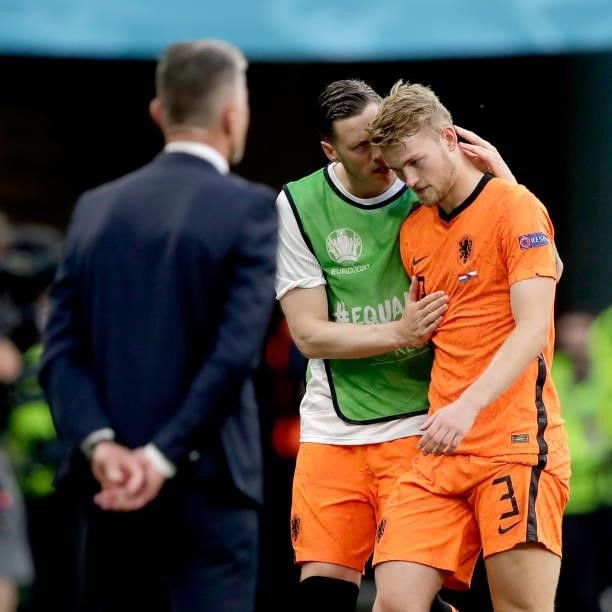 Matthijs de Ligt of Holland leaves the pitch after a red card, Wout Weghorst of Holland during the EURO match between Holland v Czech Republic at the...