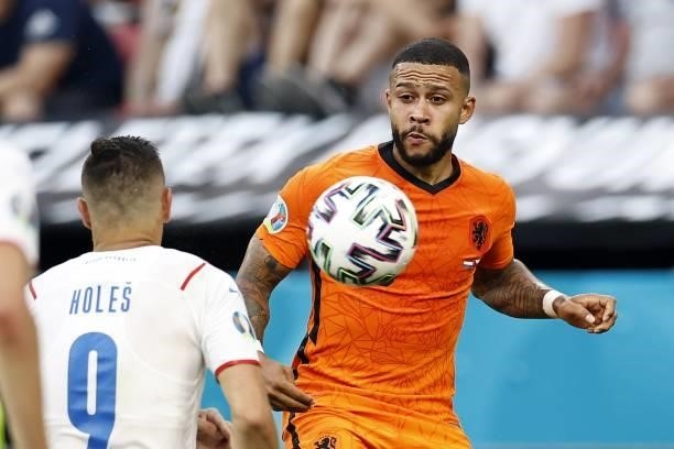 Tomas Holes of Czech Republic, Memphis Depay of Holland during the UEFA EURO 2020 match between the Netherlands and the Czech Republic at Puskas...