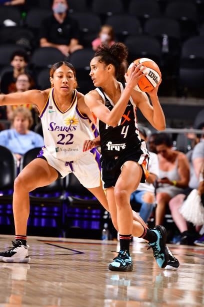Skylar Diggins-Smith of the Phoenix Mercury handles the ball against the Los Angeles Sparks on June 27, 2021 at Phoenix Suns Arena in Phoenix,...