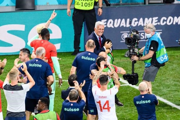 Switzerland head coach Vladimir Petkovic celebrates with his players after defeating France during the UEFA Euro 2020 Championship Round of 16 match...