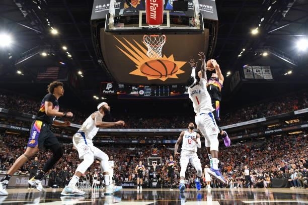 Devin Booker of the Phoenix Suns drives to the basket during the game against the LA Clippers during Game 5 of the Western Conference Finals of the...