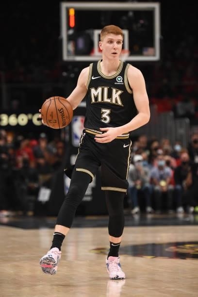 Kevin Huerter of the Atlanta Hawks handles the ball against the Milwaukee Bucks during Game 4 of the Eastern Conference Finals of the 2021 NBA...