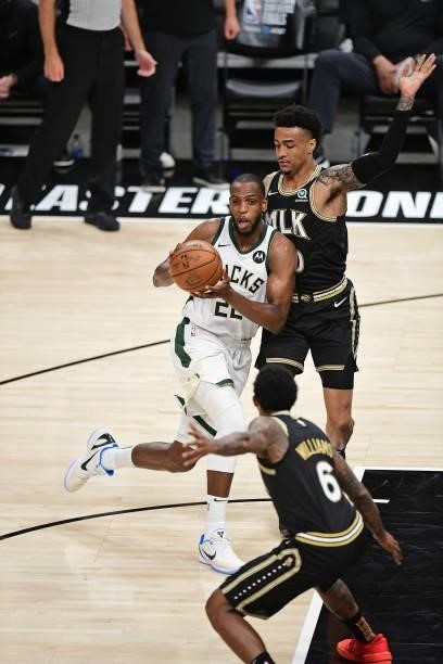 JuNE 29: Khris Middleton of the Milwaukee Bucks drives to the basket against the Atlanta Hawks during Game 4 of the Eastern Conference Finals of the...