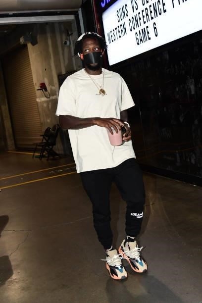 Patrick Beverley of the LA Clippers arrives to the arena before the game against the Phoenix Suns during Game 6 of the Western Conference Finals of...