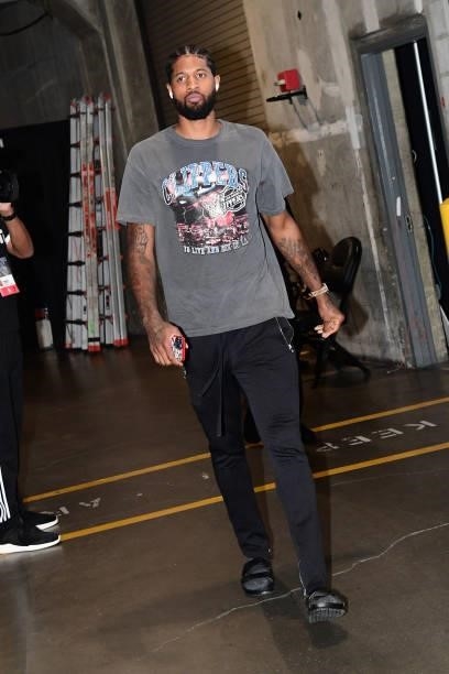 Paul George of the LA Clippers arrives to the arena before the game against the Phoenix Suns during Game 6 of the Western Conference Finals of the...