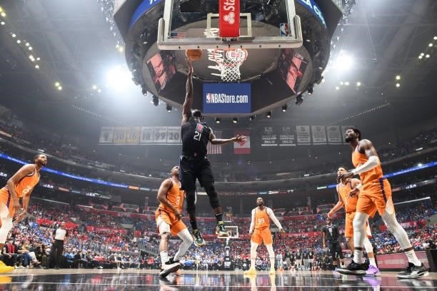 Patrick Beverley of the LA Clippers shoots the ball against the Phoenix Suns during Game 6 of the Western Conference Finals of the 2021 NBA Playoffs...