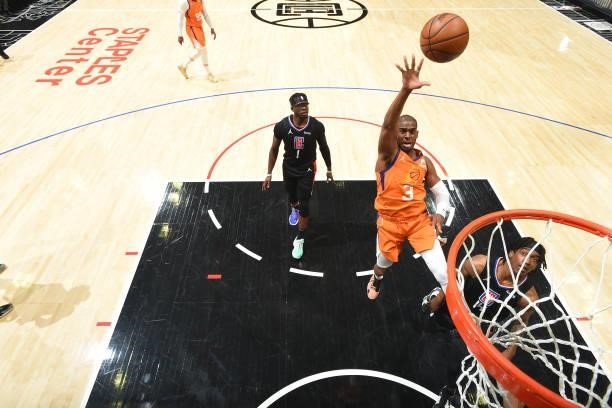 Chris Paul of the Phoenix Suns shoots the ball against the LA Clippers during Game 6 of the Western Conference Finals of the 2021 NBA Playoffs on...