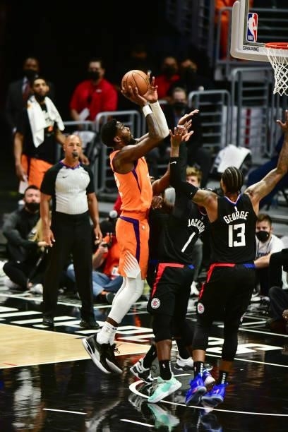 Deandre Ayton of the Phoenix Suns drives to the basket during the game against the LA Clippers during Game 6 of the Western Conference Finals of the...