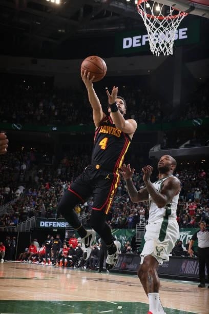 Skylar Mays of the Atlanta Hawks drives to the basket against the Milwaukee Bucks during Game 5 of the Eastern Conference Finals of the 2021 NBA...