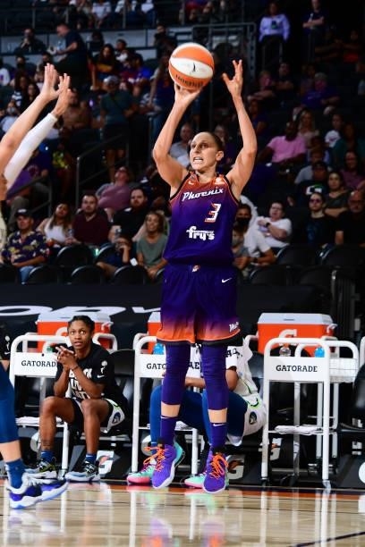 Diana Taurasi of the Phoenix Mercury shoots the ball during the game against the Minnesota Lynx on July 3, 2021 at Phoenix Suns Arena in Phoenix,...