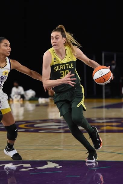Breanna Stewart of the Seattle Storm drives to the basket against the Los Angeles Sparks on July 4, 2021 at Los Angeles Convention Center in Los...