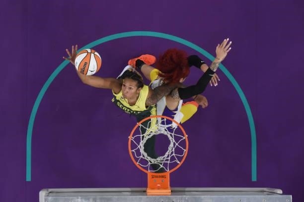 Amanda Zahui B of the Los Angeles Sparks grabs the rebound against the Los Angeles Sparks on July 4, 2021 at Los Angeles Convention Center in Los...