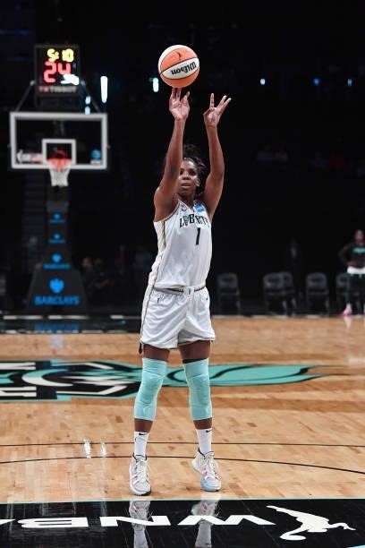 Reshanda Gray of the New York Liberty shoots a free throw against the Dallas Wings on July 5, 2021 at the Barclays Center in Brooklyn, New York. NOTE...