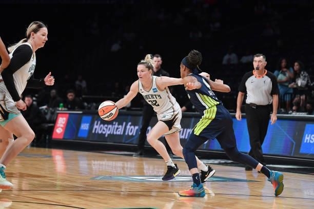 Sami Whitcomb of the New York Liberty dribbles the ball against the Dallas Wings on July 5, 2021 at the Barclays Center in Brooklyn, New York. NOTE...
