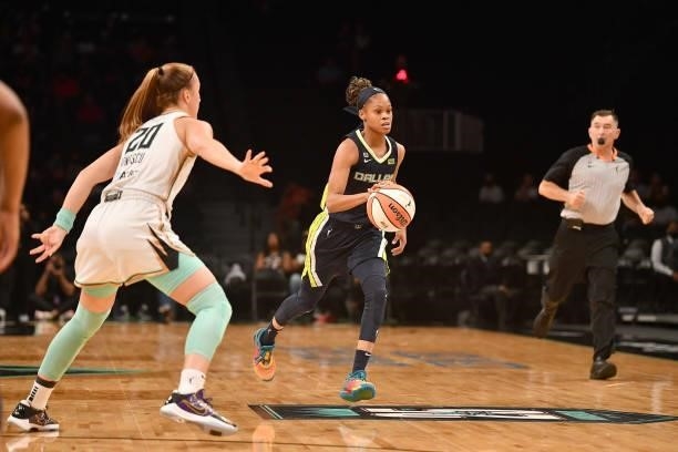 Sabrina Ionescu of the New York Liberty plays defense on Moriah Jefferson of the Dallas Wings on July 5, 2021 at the Barclays Center in Brooklyn, New...