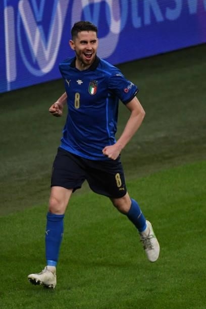 Jorginho of Italy celebrates the win at penalty shoot out with Spain during the UEFA Euro 2020 Championship Semi-final match between Italy and Spain...