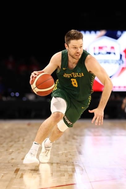 Matthew Dellavedova of the Australia Men's National Team drives to the basket during the game against the Argentina Men's National Team on July 10,...