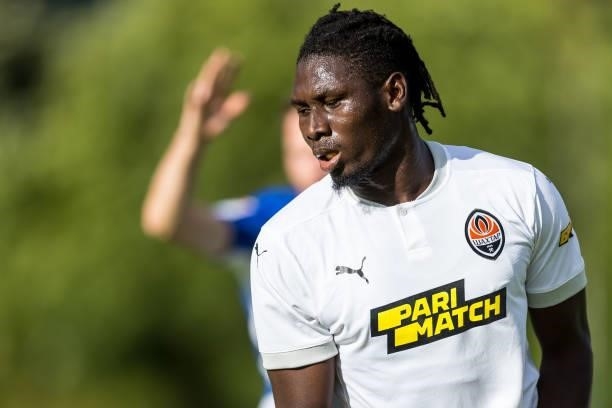 Lassina Traore of Shakhtar Donetsk looks on during the Pre-Season Friendly match between FC Schalke 04 and Shakhtar Donetsk at Waldstadion Mittersill...