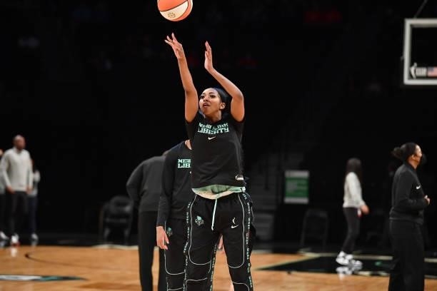 DiDi Richards of the New York Liberty shoots the ball before the game against the Connecticut Sun on July 11, 2021 at the Barclays Center in...
