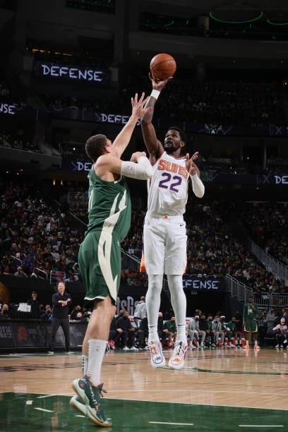 Deandre Ayton of the Phoenix Suns shoots the ball against the Milwaukee Bucks during Game Three of the 2021 NBA Finals on July 11, 2021 at the Fiserv...