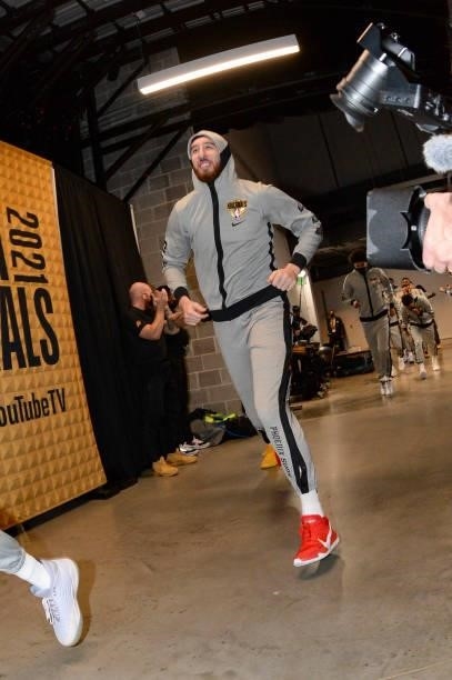 Frank Kaminsky of the Phoenix Suns runs on to the court before the game against the Milwaukee Bucks during Game Three of the 2021 NBA Finals on July...