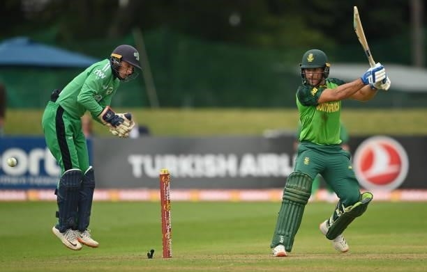Dublin , Ireland - 13 July 2021; Janneman Malan of South Africa plays a shot, watched by Ireland wicketkeeper Lorcan Tucker, during the 2nd Dafanews...