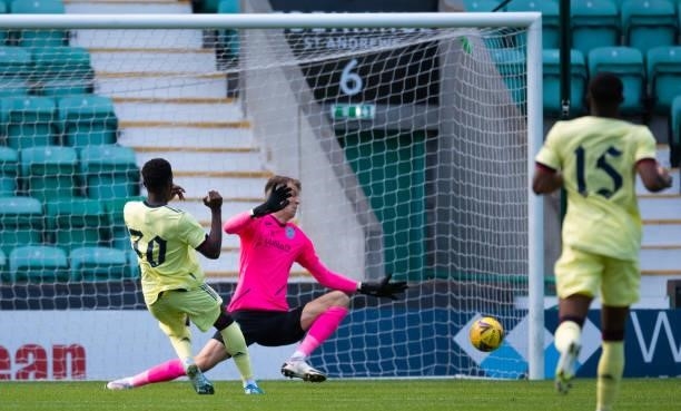 Eddie Nketiah misses a chance to open the scoring for Arsenal during a pre-season friendly between Hibernian and Arsenal at Easter Road, on July 13...