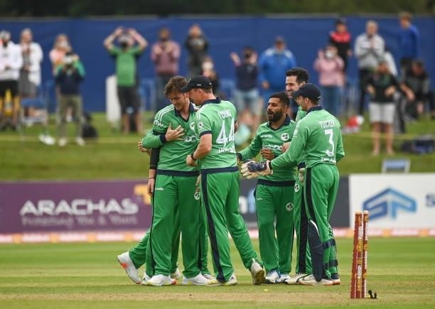 Dublin , Ireland - 13 July 2021; Ireland players celebrate victory after the 2nd Dafanews Cup Series One Day International match between Ireland and...