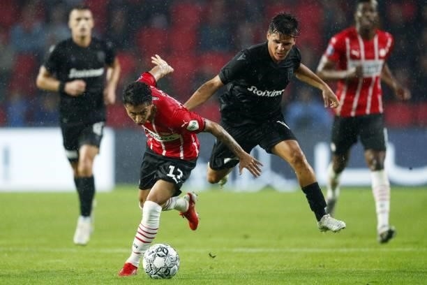 Thomas Murg of Paok FC, Mauro Junior or PSV Eindhoven during the friendly match between PSV Eindhoven and PAOK FC at Phillips stadium on July 14,...