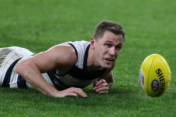 Joel Selwood of the Cats in action during the 2021 AFL Round 18 match between the Fremantle Dockers and the Geelong Cats at Optus Stadium on July 15,...