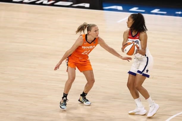 Skylar Diggins-Smith of the USA Basketball Womens National Team handles the ball against Team WNBA during the AT&T WNBA All-Star Game 2021 on July...