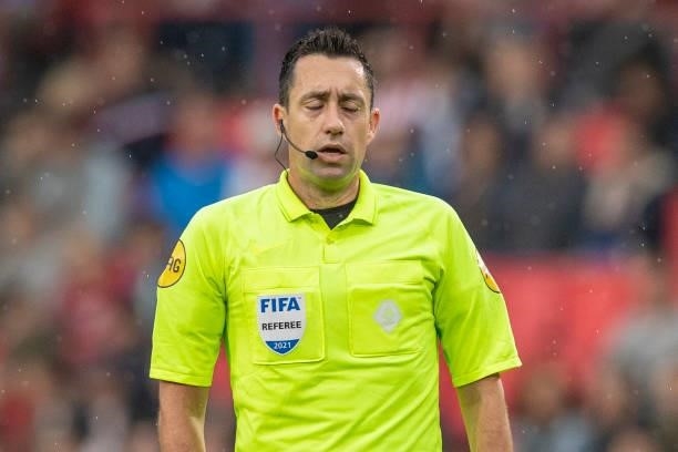 Referee Dennis Higler looks on during the Pre-Season Friendly match between PSV Eindhoven and PAOK FC at Philips Stadion on July 14, 2021 in...
