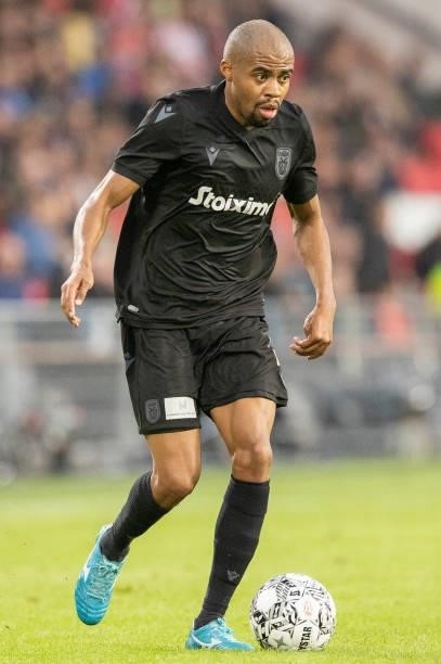 Lucas Taylor of PAOK FC controls the ball during the Pre-Season Friendly match between PSV Eindhoven and PAOK FC at Philips Stadion on July 14, 2021...