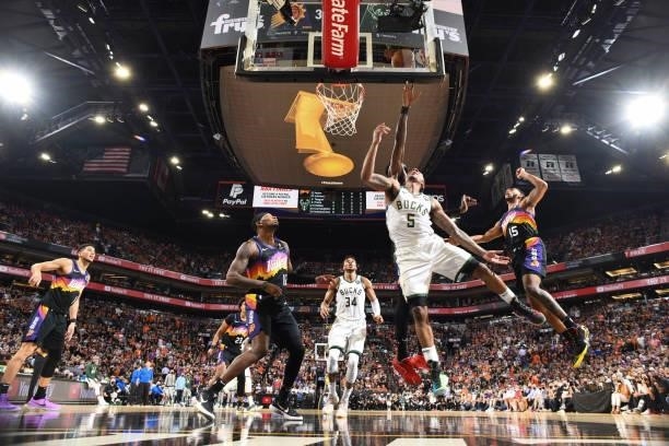 Jeff Teague of the Milwaukee Bucks drives to the basket during the game against the Phoenix Suns during Game Five of the 2021 NBA Finals on July 17,...