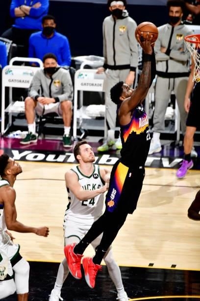 Deandre Ayton of the Phoenix Suns drives to the basket against the Milwaukee Bucks on July 17, 2021 during Game Five of the NBA Finals at Footprint...