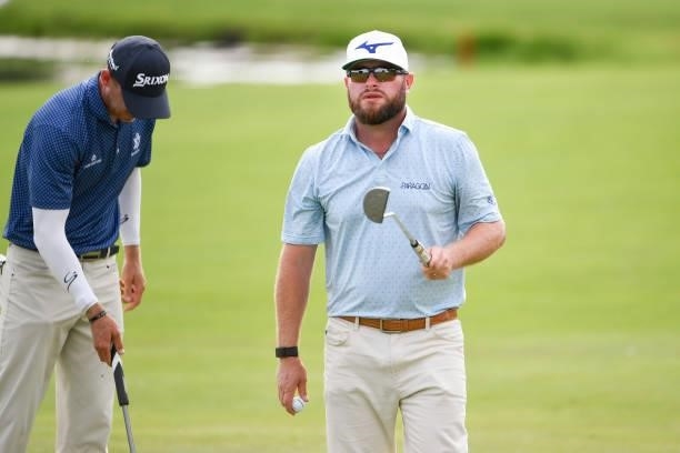 Erik Barnes at the 18th green during the third round of the Memorial Health Championship presented by LRS at Panther Creek Country Club on July 17,...