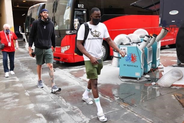 Draymond Green of the USA Men's National Team arrives to the arena before the game against the Spain Men's National Team on July 18, 2021 at Michelob...